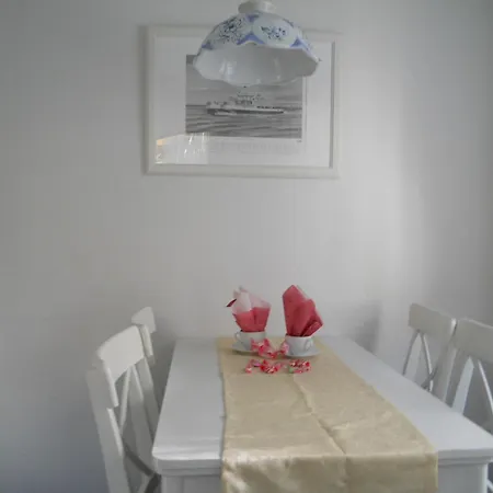 Sieck 01 Eg, Halligweg *